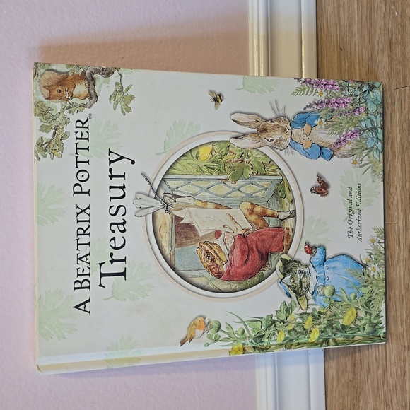 book Other - A Beatrix Potter Treasury: The Original and Authorized Editions (2006 HC)